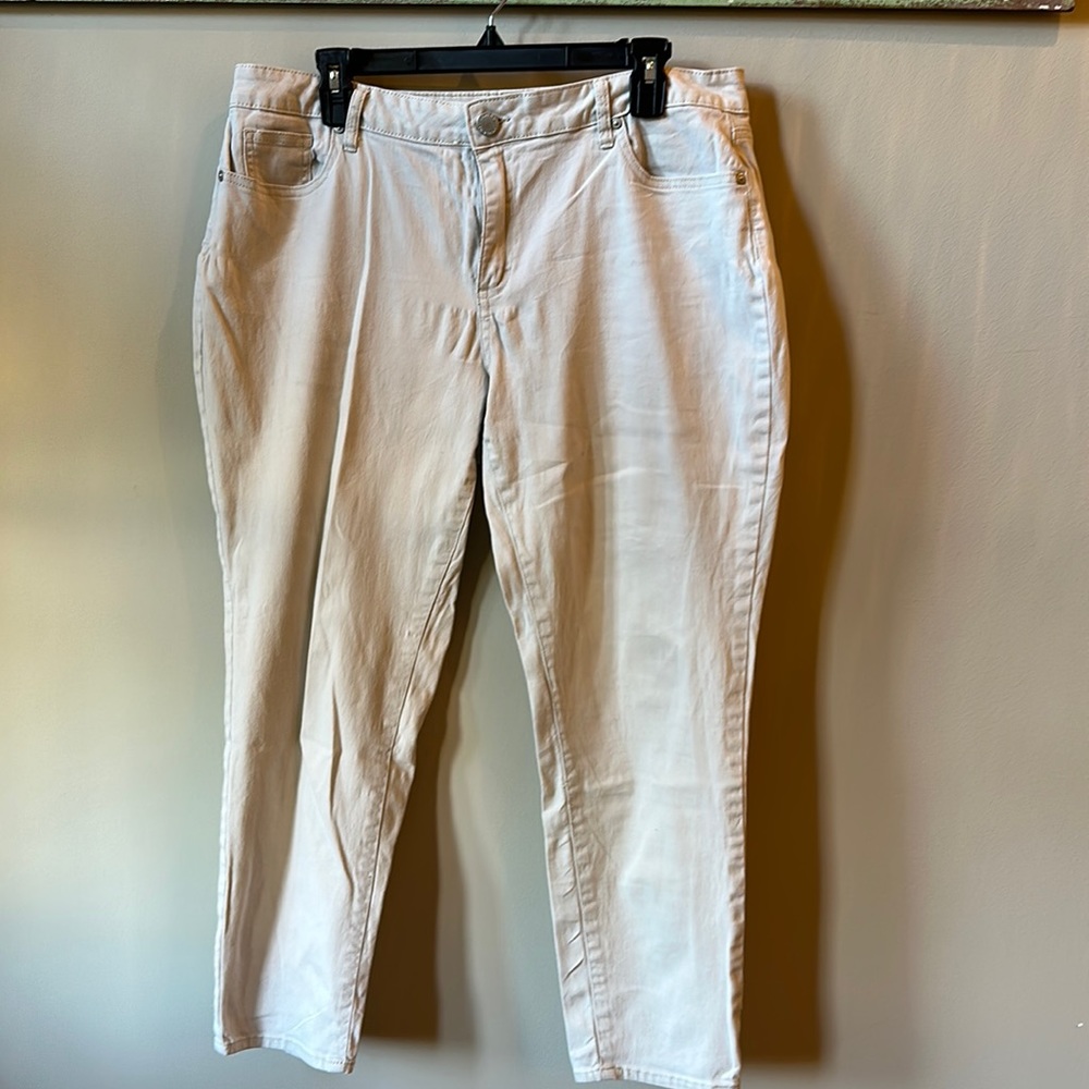 Crown & Ivy light khaki pants, 16S
